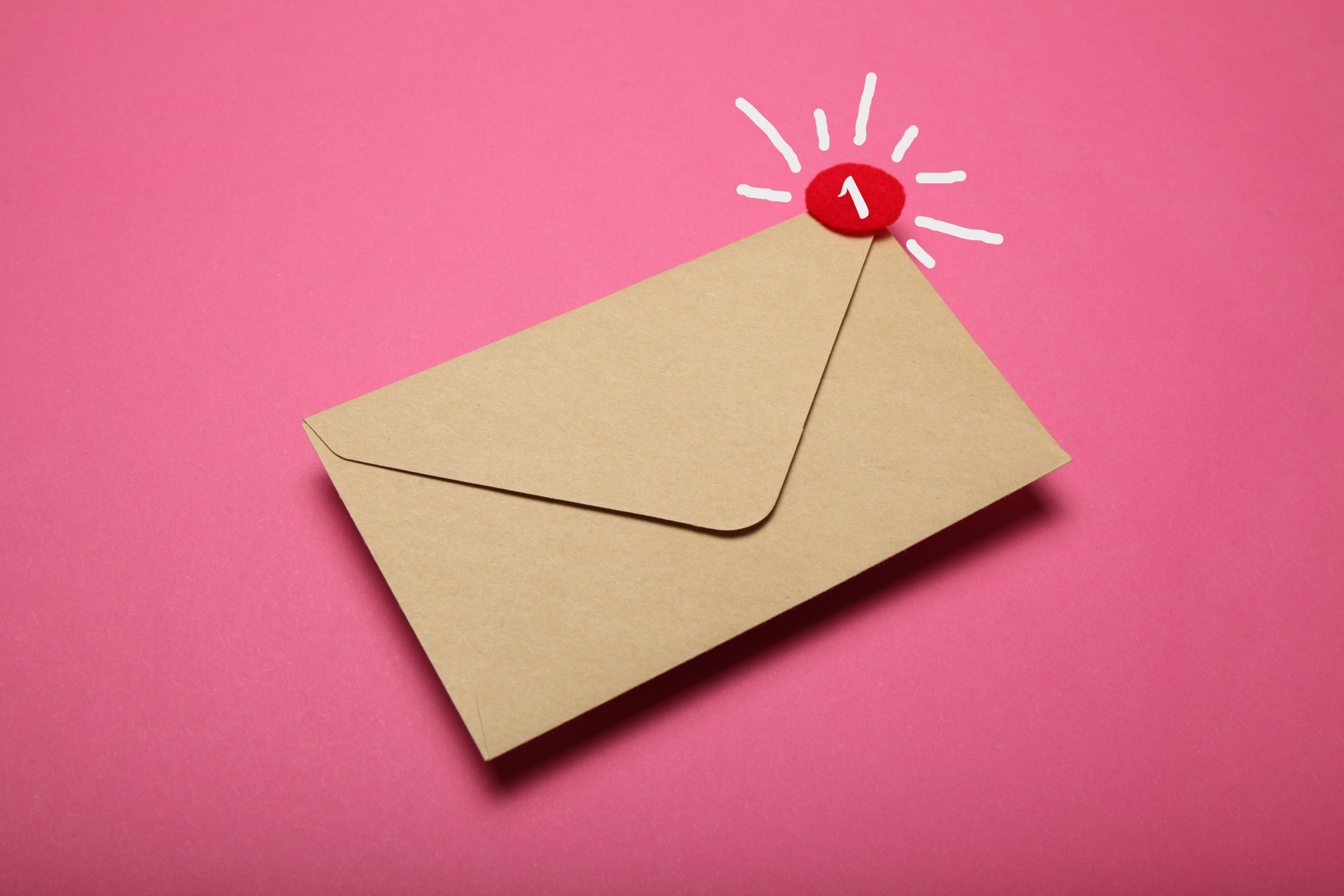 Come inviare una mail con allegato img