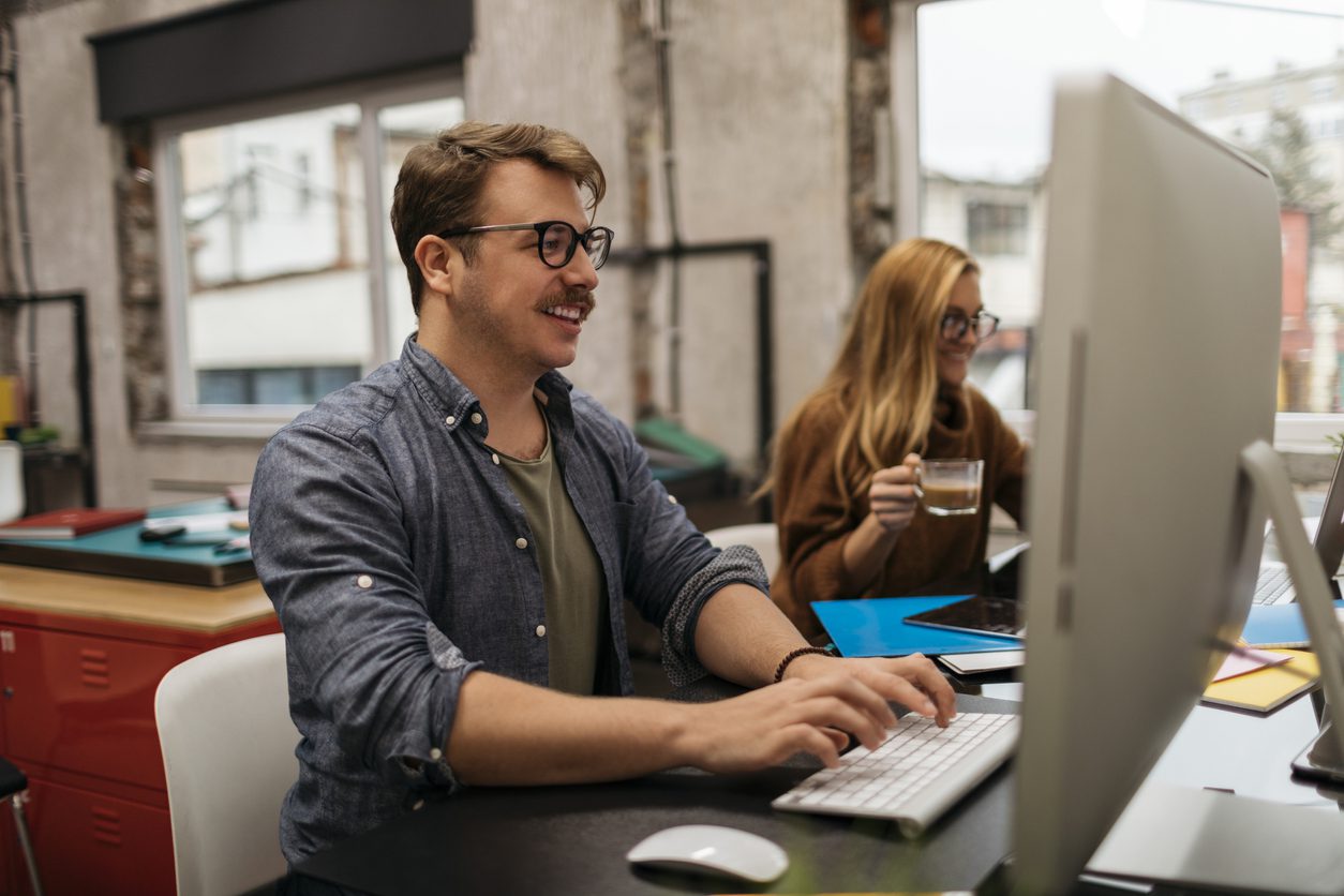 9 idee per sfruttare al meglio la live chat per i siti web img