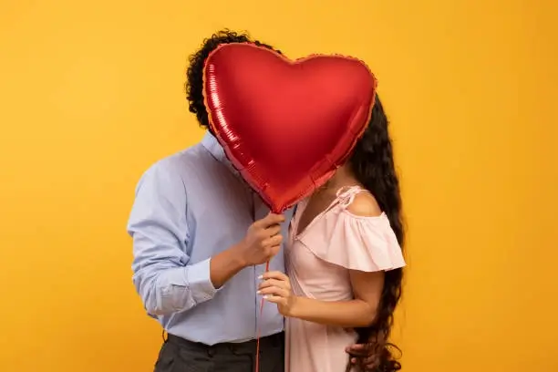 San Valentino: le migliori immagini da inviare con Whatsapp img